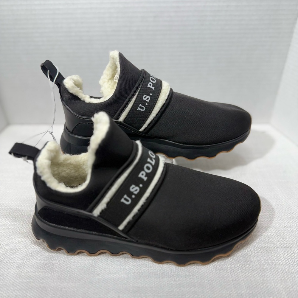 U.S. Polo Assn. Black/White Sherba Lined Sneakers. Size 7 NWT